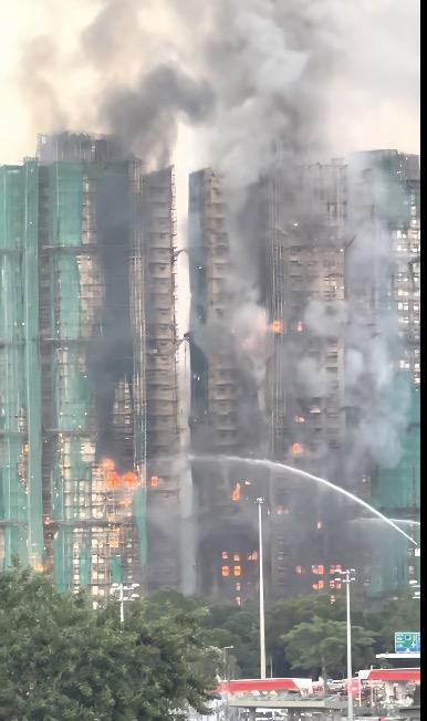 體育投注:竹棚架該爲香港宏福苑大火“負責”嗎?香港爲何仍在用它?多方人士解答